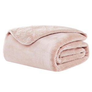 Mantas de Cama Térmicas de Franela 100% Algodón, Antidesgarro, Lisas, Modernas, Suaves, Tejidas, para las Cuatro Estaciones, Lavables a Máquina - Product Image 1