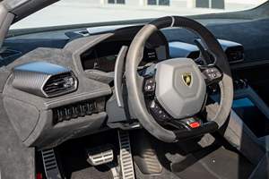 Producto TOP USADO en Perfectas Condiciones, Lamborghini Huracán STO 2022, 631 hp, Motor V10 de 5.2 Litros, LISTO PARA USAR - Product Image 3