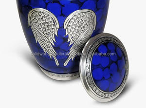 Urnes funéraires décoratives en laiton de haute qualité, faites à la main, pour hommes et femmes. - Product Image 5