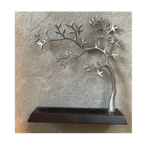 Modern aluminum <b>tree</b> sculptures with dependable build artistic texture and stylish display value for living spaces - Product Image 6