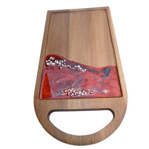 Plateau de service en bois avec incrustation de résine rouge, motif abstrait, finition polie, poignée, pour usage en cuisine, fabriqué au Vietnam - Product Image 4
