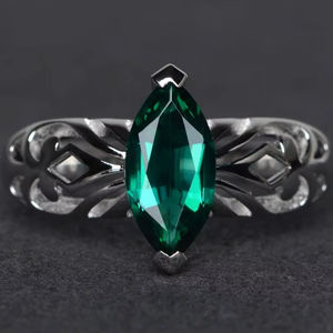 Anillo de Esmeralda con Corte Marquesa, Anillo de Compromiso Solitario de Plata Esterlina, Joyería Fina para Mujer, Piedra de Nacimiento de Mayo - Product Image 1
