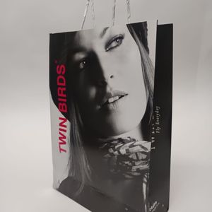 Bolsas de Papel Resistentes para Envíos Textiles, Bolsas de Transporte Kraft de Gran Tamaño y Carga Pesada para Telas y Prendas de Vestir, Venta al Por Mayor - Product Image 2