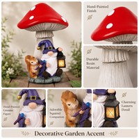 Décoration de jardin Gnome de forêt fantaisie mignon, Écureuil champignon rouge avec lanterne solaire pour décorations de chalet