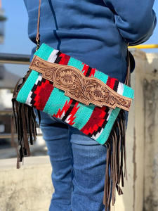 Nouveau Western élégant véritable cuir aztèque usiné Multi couleur frange sac à bandoulière vente chaude nouveauté usiné selle couverture sac à main - Product Image 6