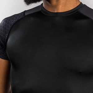 Camiseta de Compresión de Manga Corta con Cuello Redondo para Hombre, Sublimada, Protección UPF50, Personalizada para Gimnasio, Fitness, MMA, BJJ, Lavada - Product Image 4