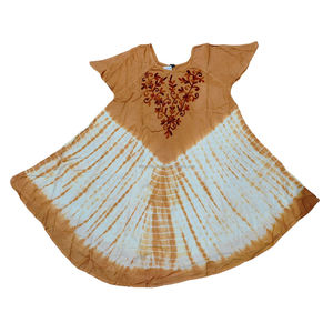 เดรสแม็กซี่โบฮีเมียนทำด้วยมือสไตล์อินเดียสำหรับผู้หญิงชุดคลุมชายหาดสีชมพูพร้อมผ้าเรยอนแขนกุดพิมพ์ลายแปรงสำหรับฤดูใบไม้ผลิและฤดูร้อน - Product Image 4