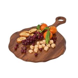 Tabla de Madera Multiusos para Charcutería, Quesos, Frutas, Bocadillos y Aperitivos con Textura Natural para un Servicio Elegante - Product Image 4