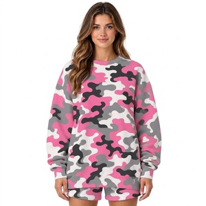 Vente directe Ensemble sweat-shirt et short camouflage 2 pièces Col rond Manches longues Tenue décontractée ample pour femmes - Product Image 1