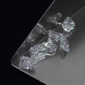 แหวนเพชรทรง Emerald Cut น้ำหนัก 0.80 กะรัต/เม็ด สี F ความสะอาดระดับ VS1 ได้รับการรับรองจาก GIA สำหรับงานหมั้นและงานแต่งงาน เหมาะสำหรับทั้งผู้ชายและผู้หญิง - Product Image 4