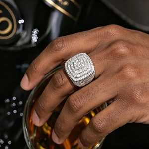 Bague pour homme en argent sterling 925 avec diamant Moissanite VVS taille ronde, style Hip Hop de luxe, micro-pavé, faite à la main - Product Image 4