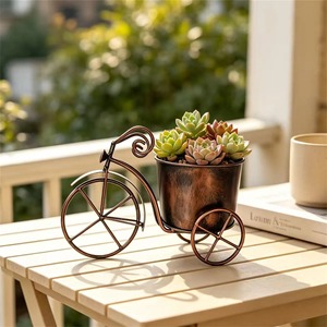 Macetero Metálico Galvanizado para Flores, Ideal para Jardín, Esquina, Entrada, Balcón y Patio, Diseño de la India - Product Image 3