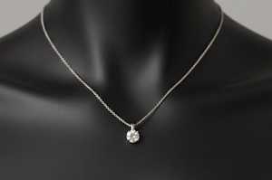 Pendentif solitaire en diamant rond certifié or 14 carats cultivé en laboratoire [0,25 ct] - Product Image 3