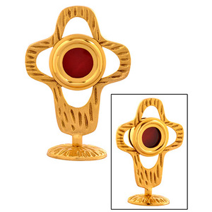 Monstranza de Latón Hecha a Mano con Centro Rojo |   Monstranza Decorativa para Iglesia – Export Corporation - Product Image 1