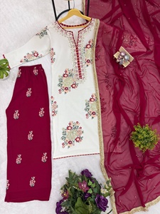 OFERTA ESPECIAL DE FESTIVAL: Tela de Georgette Sintética con Lentejuelas y Bordado, Kurti Tradicional, Dupatta y Pantalón con Bordado para Fiesta - Product Image 6
