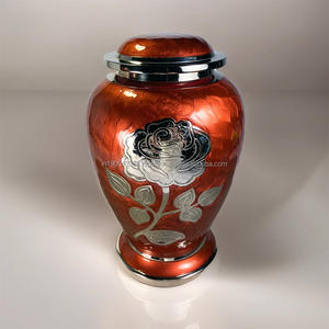 Vente en gros Urne funéraire en métal pour cendres humaines Urnes funéraires en laiton gravé rose émail rouge brillant fini - Product Image 1