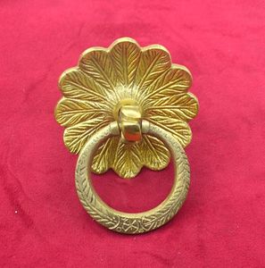 อุปกรณ์จับประตูตู้ทองเหลืองโบราณ ดีไซน์หรูหรา สำหรับลิ้นชักไม้ ตู้เสื้อผ้า และเฟอร์นิเจอร์ตู้เสื้อผ้า - Product Image 6