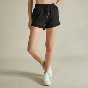 Shorts de Felpa Francesa 100% Algodón Negros para Mujer, Venta al Por Mayor, Ropa Urbana Premium, Logotipo Personalizado, Marca Privada, Shorts Casuales con Cordón - Product Image 3
