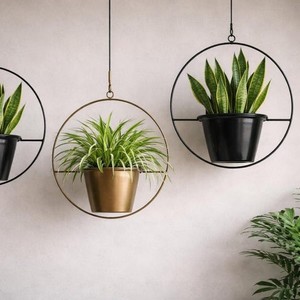 Macetero Colgante Decorativo de Hierro para Jardín Elegance, Maceteros Colgantes de Metal Creativos al por Mayor, Maceta Decorativa de Pared para Balcón del Hogar - Product Image 1