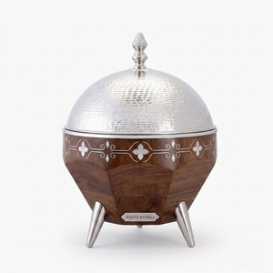 Olla de Madera de Lujo Premium y Duradera para Calentar Comida, con Tapa Plateada Martillada, Patas de Acero Inoxidable e Incrustaciones de Madreperla, Ideal para Ramadán - Product Image 1