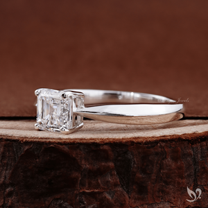 Anillo de compromiso geométrico de oro blanco de 10K con diamante de laboratorio de 1.0 quilates con corte Asscher y tallo pellizcado, regalo de boda de oro. - Product Image 2