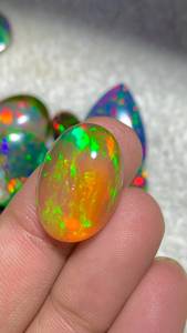 Opale d'Éthiopie naturelle Welo, cabochon plat, opale de feu multicolore, taille ovale, pierre précieuse en vrac pour la fabrication de bijoux - Product Image 3