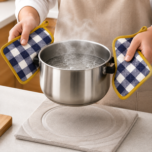 Pochons de cuisine 100 % coton résistants à la chaleur, motif à carreaux, fabriqués en Inde, à prix abordable - Product Image 1