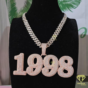 จี้สร้อยคอแบบกำหนดเอง "1998" ประดับเพชรโมอิสซาไนต์ สร้อยคิวบาลิงค์ สไตล์ฮิปฮอป สำหรับผู้ชายและผู้หญิง - Product Image 1