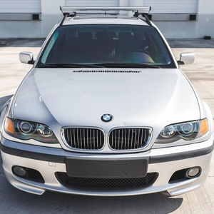 2002 B-M-W 325-i T-o-u-r-i-n-g - Product Image 1