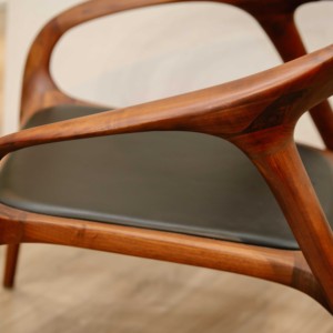 Luxury Walnut Wood <b>Reading</b> <b>Chair</b> with Curved Armrest Design Nordic Style Lounge Seating for Living Room Apartment Hotel PISANO - Product Image 6