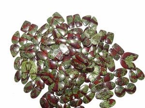 Piedra en Bruto de Jaspe Sangre de Dragón de Alta Calidad para Coleccionistas, Exhibición de Minerales y Trabajo Energético, Disponible al Mejor Precio del Mercado - Product Image 2