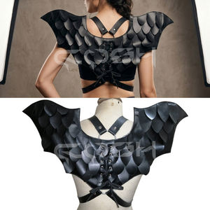 ชุดคอสเพลย์ปีกมังกรหนังเทียมสีดำ สายรัดปรับได้ คอร์เซ็ทผูกเชือกด้านหลัง และสายรัดไขว้รัดตัว - Product Image 6