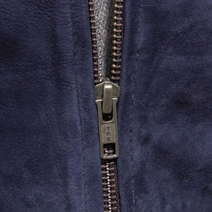 Chaqueta de cuero para hombre con corte moderno, cuello alto y logo frontal para uso diario, estilo casual, acabado suave, chaqueta de invierno. - Product Image 3