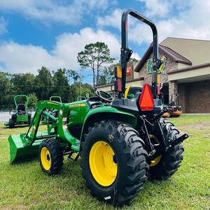 Tracteur agricole 4x4 John Deere 3038E 60 CV avec pompe, garantie 3 ans, haute productivité - Product Image 1