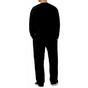 Conjunto Deportivo de Invierno para Hombre Cotton Field, Sudadera con Capucha y Pantalones Deportivos 100% Algodón, Estilo Urbano, Secado Rápido - Product Image 2