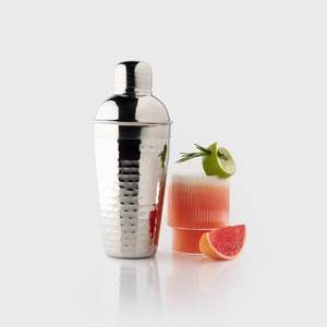 Shaker à cocktails élégant en acier inoxydable, parfait pour préparer les cocktails classiques et les boissons mélangées dans les bars - Product Image 3