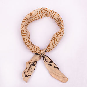 Bandana carré artisanal imprimé au bloc, unisexe, écologique, doux, style bohème, pour le cou et la tête, en coton, style Bagaru, vente en gros premium - Product Image 5