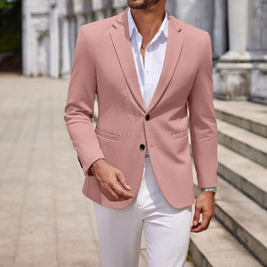 Manteau moderne pour homme avec tissu léger et doux offrant un confort quotidien et une apparence élégante et soignée, idéal pour une utilisation en extérieur - Product Image 4