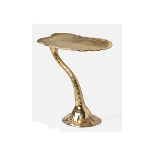 Mesa Auxiliar de Metal de Diseño de Lujo con Acabado Dorado para Sala de Estar, Dormitorio, Muebles Decorativos, Mesa Auxiliar Personalizada, Mesa de Centro - Product Image 1