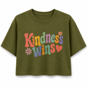 เสื้อครอปท็อปผู้หญิง แขนสั้น คอกลม ลาย Kindness Wins ผ้าฝ้ายแท้ 100% ระบายอากาศได้ดี สวมใส่สบายๆ สำหรับฤดูใบไม้ผลิและฤดูร้อน น้ำหนัก 180 กรัม - Product Image 1