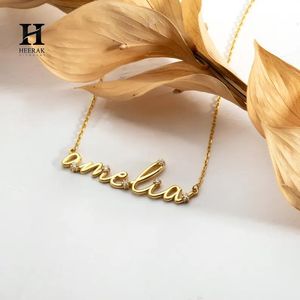 Collar de Diamantes Cultivados en Laboratorio con Nombre Personalizado al por Mayor, Colgante con Letra Cursiva Personalizada, Joyería Fina - Product Image 1