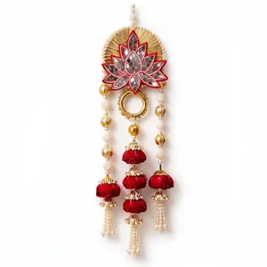 Hermosos pendientes colgantes florales de loto rojo con cadenas de perlas y cuentas doradas para bodas, fiestas, eventos festivos y moda étnica. - Product Image 6
