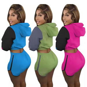 Conjuntos Casuales de Otoño para Mujer, Conjunto de 2 Piezas con Top Corto y Pantalones Cortos Deportivos, Sudadera con Capucha y Pantalones a Juego para Uso Diario y Deportivo - Product Image 3
