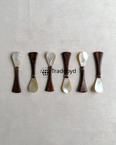 Cuillère artisanale incrustée de nacre, outil de service de luxe pour la cuisine, Tradebyd - Product Image 2