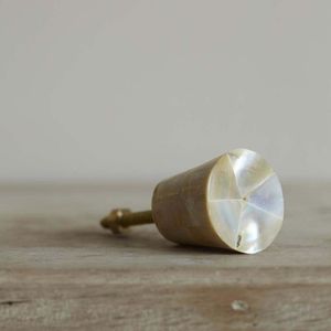 Best Selling Design MOP Inlay KNOBS MOP Drawer Knobs Cabinet Knobs Mother Of Pearl Knobs Resin Knobs At <b>low</b> factory Price - Product Image 4