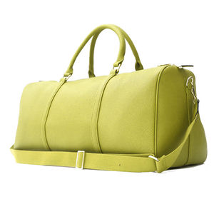 Sac de voyage en cuir véritable vert lime uni, élégant, avec poignées supérieures, résistant à l'eau et durable - Product Image 2