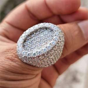 Bague de luxe ovale en moissanite taille baguette, style hip-hop, sertie de diamants, bijou tendance, brillance premium - Product Image 1