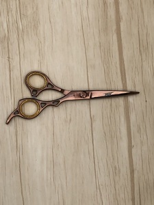 Ciseaux de coiffure professionnels en acier inoxydable pour salon de coiffure, vente en gros d'usine, ciseaux à effiler les cheveux - Product Image 4