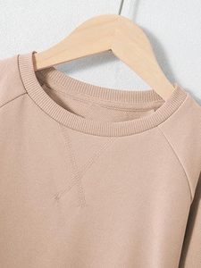 Conjunto de Ropa Deportiva de Invierno Personalizada con su Propio Logotipo, Sudadera y Pantalones Cortos de Color Sólido, Ropa Casual, Conjunto de Pantalones Cortos de Forro Polar - Product Image 3