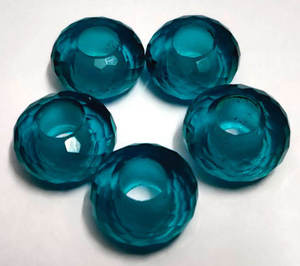 ลูกปัดเพชรควอตซ์สีเขียวอ่อนธรรมชาติ AAMNA GEMS รูปใบไม้ ขนาด 14.5x8 มม. รูใหญ่ 5 มม. เจาะรู 13.5 กะรัต พร้อมใบรับรองจากผู้เชี่ยวชาญ - Product Image 5